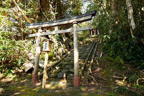 大山小山神社(二番神様) 